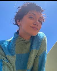 Your turn!!! 💁🏻 “Oh my gosh, you're so funny…!” You: But for real. Who  agrees that managing a world in polycrisis while navigating our own  humanity™️ can feel like an absolute fiasco??