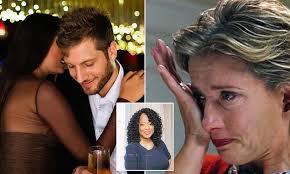 Panera spoofs Fendi's Baguette Bag with its own $40 lime green purse  designed to fit a SANDWICH