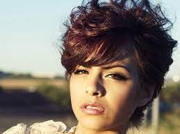 Best Curly Short Hairstyles For Round Faces The Hairstyler Short Curly Haircuts Thick Hair Styles Short Hair Styles For Round Faces