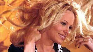 Suara Hati Pamela Anderson untuk Tommy Lee, Ingin Akur dan Berhubungan  Lebih Baik dengan Eks Suami