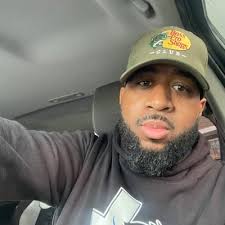 Bobby Watkins III (@Bobby_QUE7)