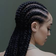 Listen to Mika Mendes