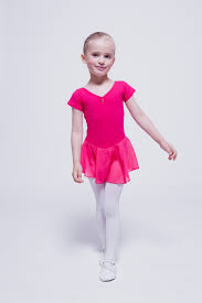 Kostenlose lieferung für viele artikel! Kurzarm Ballett Trikot Betty Mit Chiffon Rock Pink