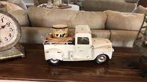 Spring Home Tour 2018 Youtube Spring Home Country Decor Home Goods