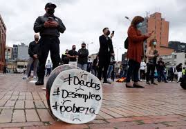 #colombia | protestan contra reforma tributaria frente al congreso. Zcunqkofpiqoem