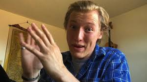 Hey, it's nice to meet you! My name's...