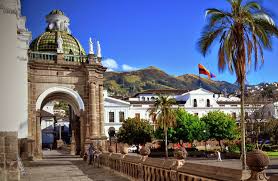 Iglesias Del Centro Historico De Quito Quito Cool Places To Visit Day Tours
