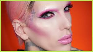 Mom of 7 pomeranians discover the star lounge & my new website! No Brows Pink Cut Crease Makeup Tutorial Jeffree Star Youtube