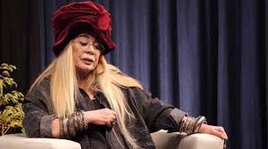 Kilo veren ve estetik yaptıran ünlü şarkıcının eski görüntüsünden eser kalmadı. Zerrin Ozer Abi Gibi Goruyordum Dedigi Tecavuzcusunun Kimligini Ilk Kez Acik Etti Son Dakika Magazin