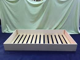 Questo Articolo Non E Disponibile Montessori Bed Playroom Design Floor Bed