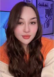 Louise Lundquist's Instagram, Twitter & Facebook