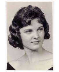 Tina Kinch's Instagram, Twitter & Facebook