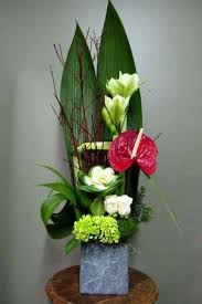 Noel Et Jour De L An Montreal Fleuriste Abaca Fleurs Plantes Livraison En 2020 Arrangements Floraux De Noel Fleuriste Fleur De Noel