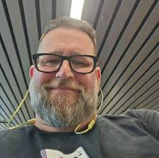 Love & Music 🎵🎧🥰❤ . . #Beyonce #BradPitt #TomCruise #JohnnyDepp  #LeonardoDiCaprio #WillSmith #AngelinaJolie #ScarlettJohansson  #RobertDowneyJr #ChrisEvans #JenniferLawrence #DwayneJohnson #Zendaya  #BillieEilish #ArianaGrande #KanyeWest ...