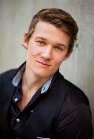 Lisa Tuvalo's Instagram, Twitter & Facebook