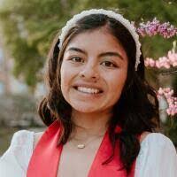 Marisa Crews's Instagram, Twitter & Facebook