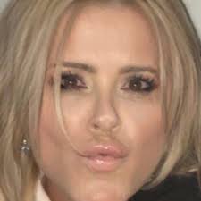 Teal Smith (@tealS2)