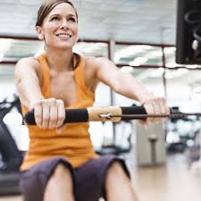 Le rowing inversé est l'un des meilleurs exercices de musculation pour muscler le haut du dos, les dorsaux, les arrières d'épaules, les biceps et les muscles de la taille en isométrie (gainage). Rameur Les Meilleurs Exercices De Musculation Pour Le Dos Bidochon Fr
