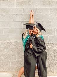 Gallery Iaibay Vsco Graduation Picture Poses Graduation Photoshoot Grad Photoshoot