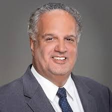 Dennis Barlow's Instagram, Twitter & Facebook