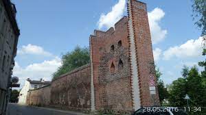 reste der spandauer stadtmauer anfang des 14 jahrhunderts wurde spandau mit einer stadtmauer umgeben in die der kolk eingebund hauptstadt jahrhundert stadt
