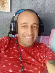 Freddy Becerra (@FreddyBecerra75)