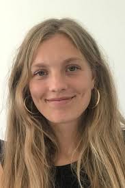 Kim Lucht's Instagram, Twitter & Facebook