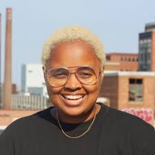 ✨Career Update✨ This past year has been transformative! From leading our  largest global cleanser launch in 20 years, our Balancing Air Foam  Cleanser, to fueling our core cleanser business by…