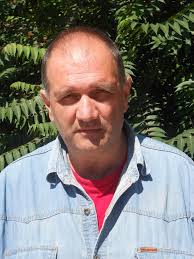 САЊАМ КНИН И ЗАВИЧАЈ: Жељко Кнежевић из Велике Плане 20 година на потерници  Интерпола због туђег злочина