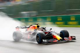 The size of the track and the nature of belgian weather means it can sometimes be raining on one part of the track and dry on another. G7jyrtsplft6jm