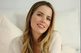 Ok so this maybe obvious to some, but I have watched this show 1000000 of  times and I just caught