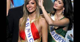 Pas de panique, rien de grave pour la jeune médecin qui s'en sort avec quelques compresses. Alexandra Rosenfeld Miss Europe 2006 Purepeople
