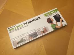 Hanging a tv without studs. No Stud Tv Hanger Mount By Hangman Unboxing Install Video Youtube