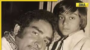 This man left home at 13, became carpenter, then gangster, his son and bahu  are superstars, grandkids are...