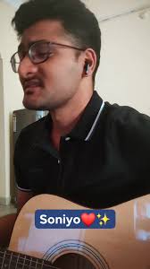 Soniyo ✨❤, Sonu Nigam sir ka gaana try kiya hun, bhool chuk maaf🙏😅, . , .  , #sonunigam #guitarcover #sonunigamsongs #indiansingers