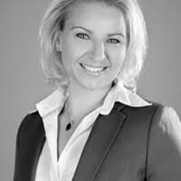 Christine Laux's Instagram, Twitter & Facebook