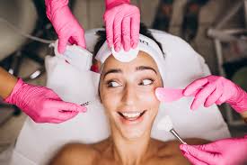 Sukieneczka ,,Emma" firmy Milulove ♥ Idealna na różne imprezy  okolicznościowe 🥰 Serdecznie zapraszam ♥