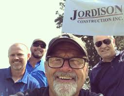 Steve Jordison, Jerry Savage, Guy McFarland and Chris Gaster spent their  morning at the Hubbell Extreme Charity Golf Classic. Judging by the  picture, there were no sore losers. Way to go, guys! #