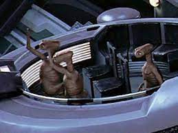 This E T Theory Involving Star Wars Will Blow Your Mind Star Wars Star Wars Facts Star Wars Canon