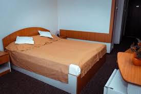 Several ski slopes are less than one km from the hotel. Complexul Hotelier Bradul Calimani Cazare In Vatra Dornei