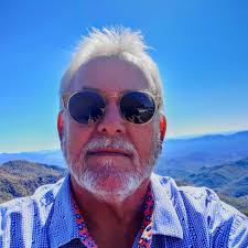 Quarterback...I think Sam [Darnold] is a little bit better right now." 🤔  Seattle radio host Ian Furness talked with Jaguars Today to argue Sam  Darnold being better than Trevor Lawrence, preview the