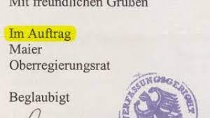 Unterzeichnen, gegenzeichnen, signieren (geh.) beispiel: Die Unterschrift 1 3 Ag Mensch In Wurttemberg