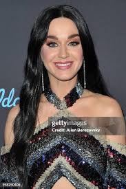 587 Katy Allen Stock Photos, High-Res Pictures, and Images