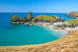 Cornwall is the most south westerly tip of the uk a peninsula that sticks out into tyhe atlantic ocean. The Muddy Insider Guide To Cornwall Muddy Stilettos