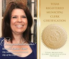 Kerri Craig's Instagram, Twitter & Facebook