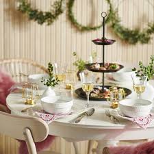 Ikea S Vinter Collection Is Inspired By Modern Ways Of Celebrating The Festive Season Ikea Christmas Party Table Ikea