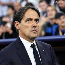 🚨 𝗦𝗶𝗺𝗼𝗻𝗲 𝗜𝗻𝘇𝗮𝗴𝗵𝗶 𝗹𝗮𝘀𝗰𝗶𝗮 𝗹'𝗜𝗻𝘁𝗲𝗿 𝗲 𝘃𝗮 𝗶𝗻  𝗔𝗿𝗮𝗯𝗶𝗮 𝗦𝗮𝘂𝗱𝗶𝘁𝗮! 🇸🇦 Nel corso dell'incontro con i vertici  nerazzurri l'allenatore ha comunicato la volontà di accettare la  ricchissima offerta dell'Al Hilal.