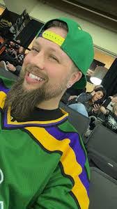 Robert Perritt's Instagram, Twitter & Facebook