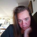 Wanda Teeter's Instagram, Twitter & Facebook