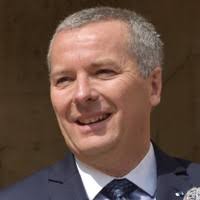 10+ profils pour “Combel”